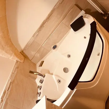 Mastropaolo42 Luxury B&B-3